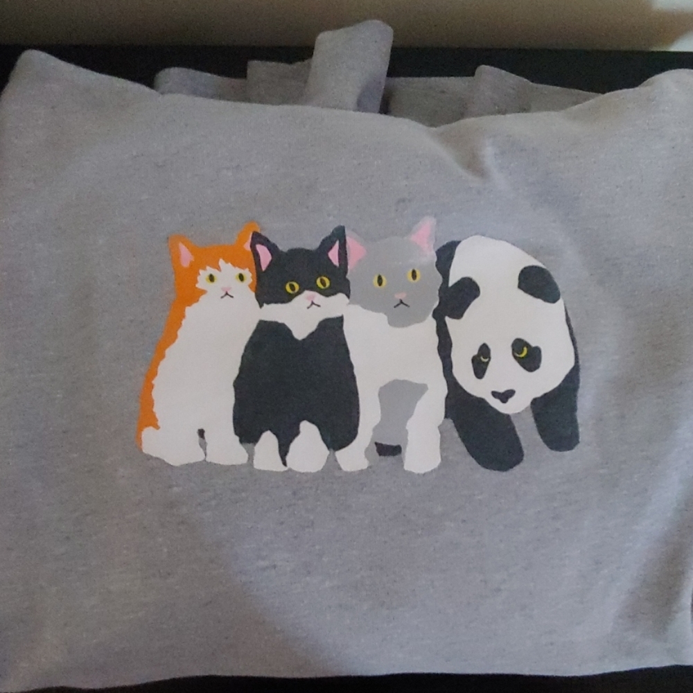 Sweatshirt